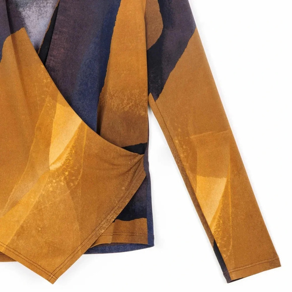 NWT Clara Sunwoo Long Sleeve Crossover Faux Wrap Top Tan Watercolor Gold XL (16) - Picture 13 of 13